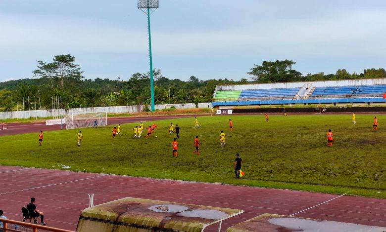 Laga Di Stadion Kdungga Sangatta Group B Liga 3 Zona Kaltim