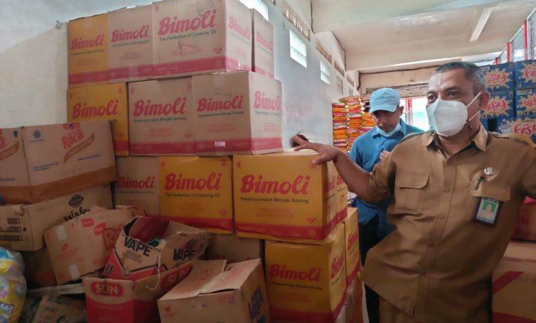 Disprindag Dan Kepolisan Mengecek Ketersediaan Bahan Pokok Di Sejumlah Toko Dan Age
