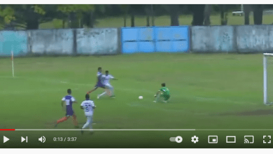 Detik-Detik Benturan Kiper Taufik Ramsyah