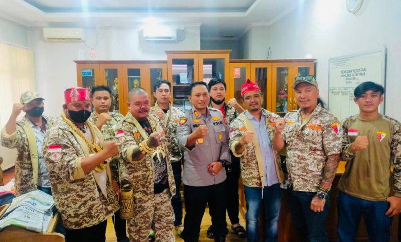 Keluarga Besar Aliansi Dayak Bersatu Sampaikan Sikapnya Kepada Kapolres