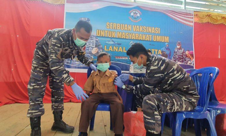 Lanal Sangatta Juga Berikan Vaksinasi Untuk Anak Usia 6-11 Tahun