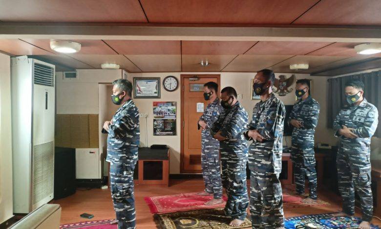TNI AL Berduka, Lanal Sangatta Gelar Sholat Ghoib