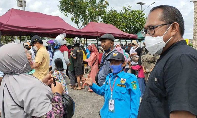 Pemkab Kutim Distribusikan 18.000 Liter Minyak Goreng