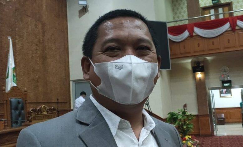 David Rante Layangkan Interupsi Saat Rapat Paripurna