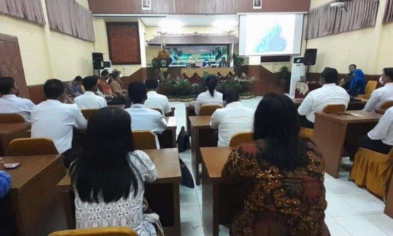 Teks Foto Suasana Para penyuluh mengikuti pelatihan tersebut.(Ist)