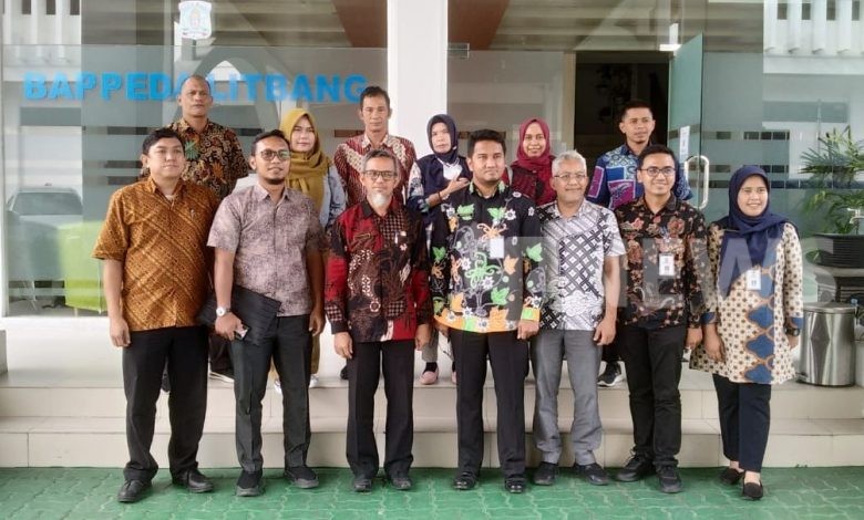 Diskominfo Kukar Gelar Studi Tiru Pengelolaan Monitoring media Dan Literasi