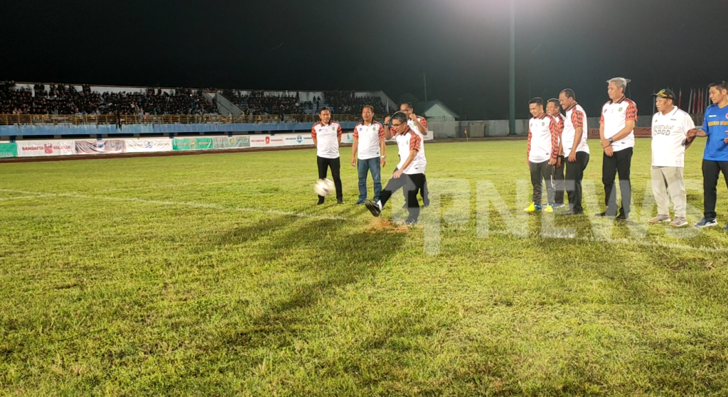 Ardiansyah Sulaiman Buka Turnamen Sepak Bola Bupati Cup 2022 Upnews Id