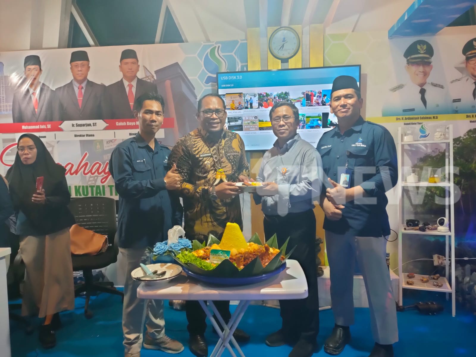 Stand Perumdam TTB Siapkan Loket Pelayanan2
