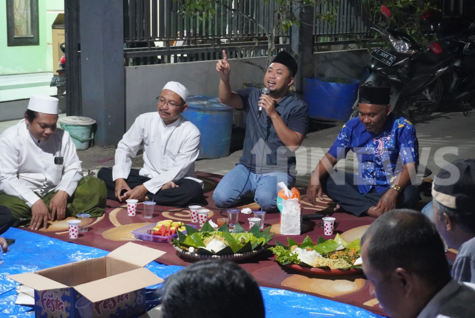 Ramadhani Semenisasi Gang Mushollah, Warga Gelar Syukuran di Jalan3